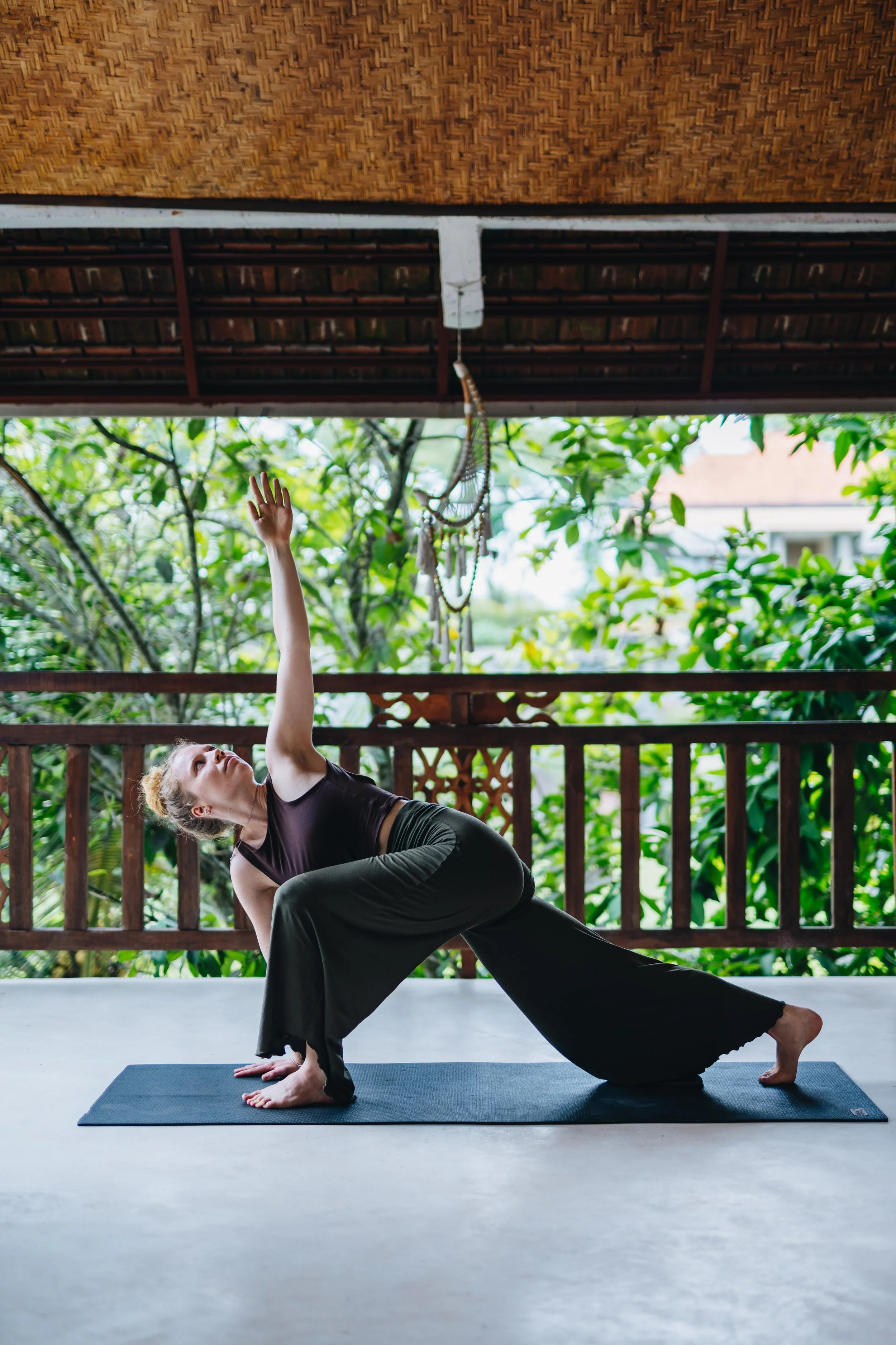 Chapter of Being 1:1 online yoga page used as the primary case-study image.
